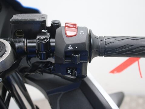 Suzuki GSX-R125 GSXR 125 RLZ M1 25