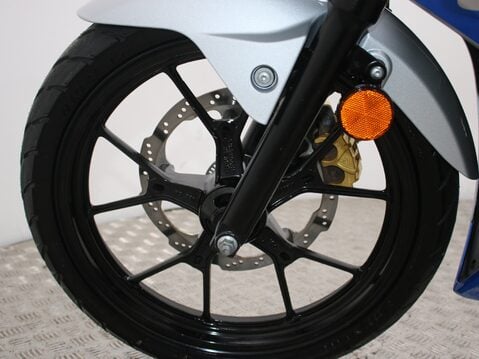 Suzuki GSX-R125 GSXR 125 RLZ M1 23