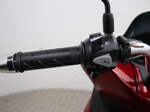 Honda PCX125 PCX WW 125 A-M 29