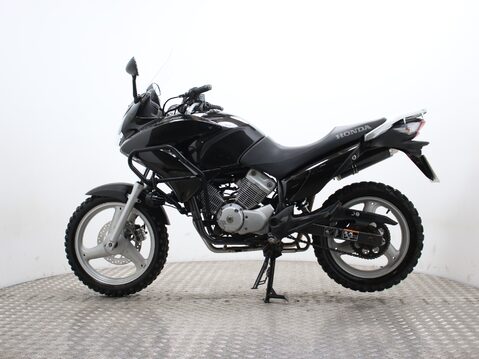 Honda XL125 Varadero XL 125 V-B 8