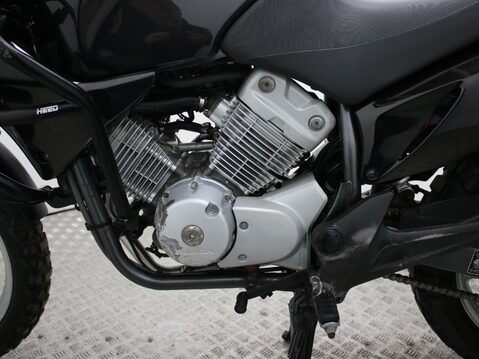 Honda XL125 Varadero XL 125 V-B 24