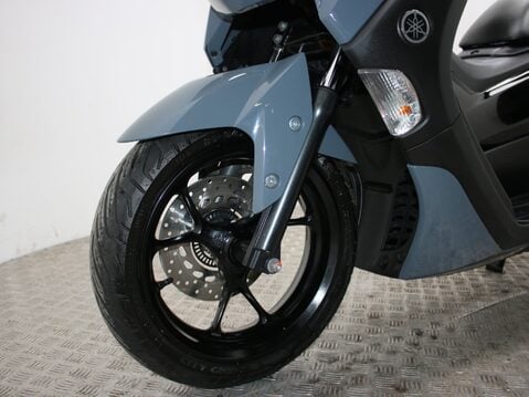 Yamaha Nmax 125 GPD125-A ABS 22