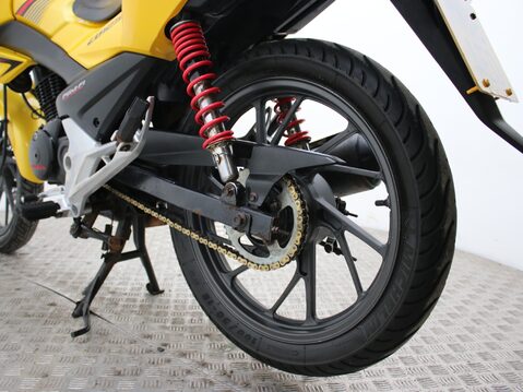 Honda CB125F CB 125 F GLR1251WH-H - PART EXCHANGE GOLD! 31