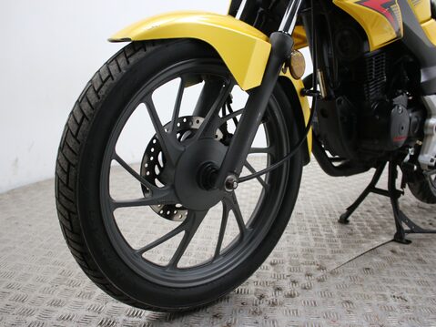 Honda CB125F CB 125 F GLR1251WH-H - PART EXCHANGE GOLD! 24