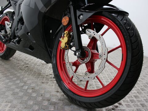 Suzuki GSX-R125 GSXR 125 X AM1 18