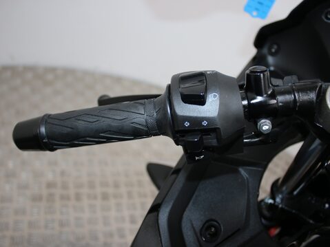 Suzuki GSX-R125 GSXR 125 X AM1 22