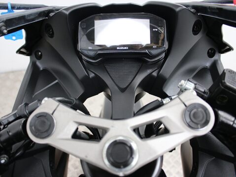 Suzuki GSX-R125 GSXR 125 X AM1 15