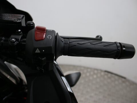 Suzuki GSX-R125 GSXR 125 X AM1 23