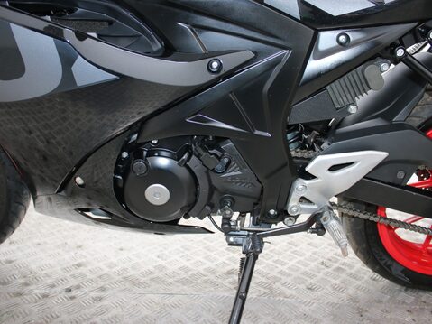 Suzuki GSX-R125 GSXR 125 X AM1 24