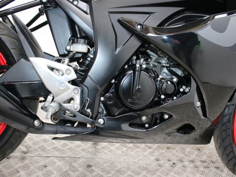 Suzuki GSX-R125 GSXR 125 X AM1 25
