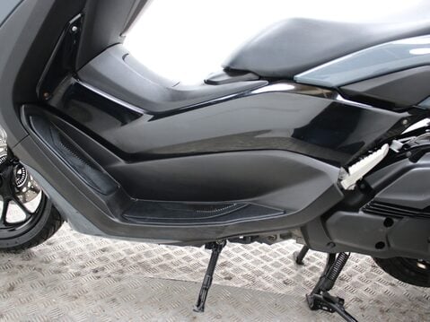 Yamaha Nmax 125 GPD125-A ABS 24