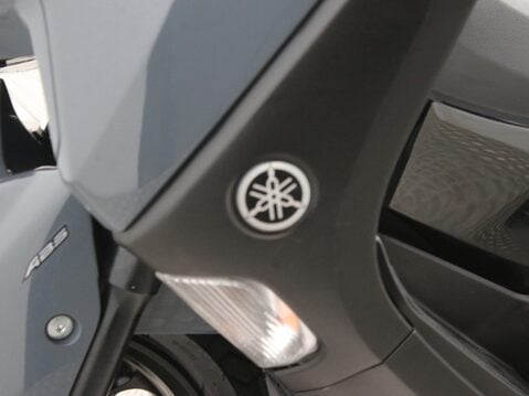 Yamaha Nmax 125 GPD125-A ABS 18