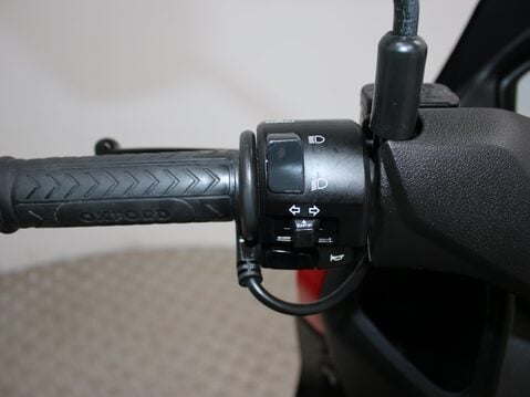 Yamaha Nmax 125 GPD125-A ABS 29