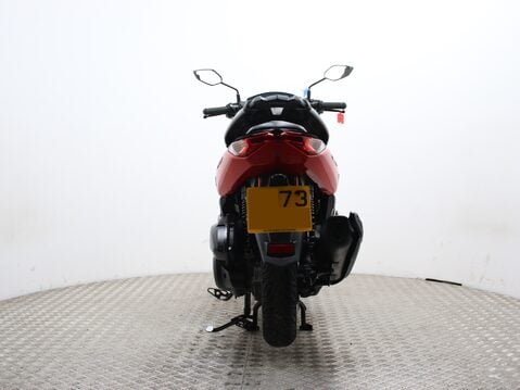 Yamaha Nmax 125 GPD125-A ABS 11