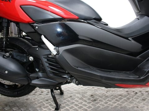Yamaha Nmax 125 GPD125-A ABS 33