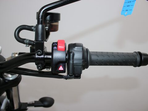 Triumph Street Twin BONNEVILLE STREET TWIN 23