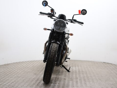 Triumph Street Twin BONNEVILLE STREET TWIN 5