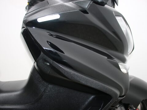 Suzuki Burgman 650 AN 650 ZL4 Executive 26