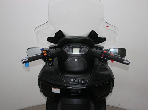 Suzuki Burgman 650 AN 650 ZL4 Executive 14