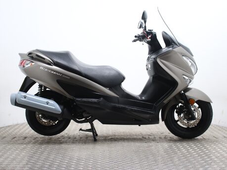 Suzuki Burgman 200 UH 200 AL7