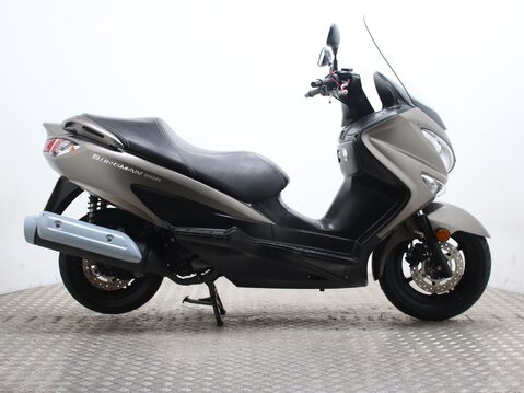 Suzuki Burgman 200 UH 200 AL7 