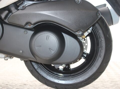 Suzuki Burgman 200 UH 200 AL7 26