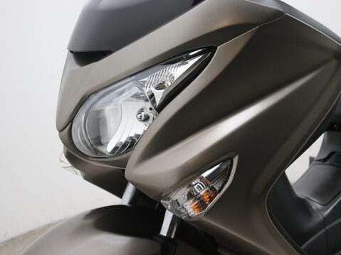 Suzuki Burgman 200 UH 200 AL7 22