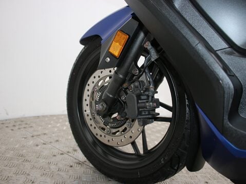 Honda Forza 125 NSS 125 A D-N 23