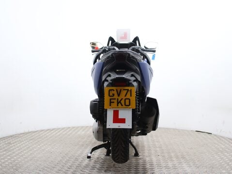 Honda Forza 125 NSS 125 A D-N 11