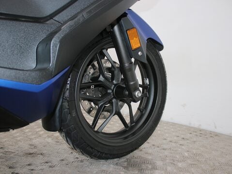 Honda Forza 125 NSS 125 A D-N 22