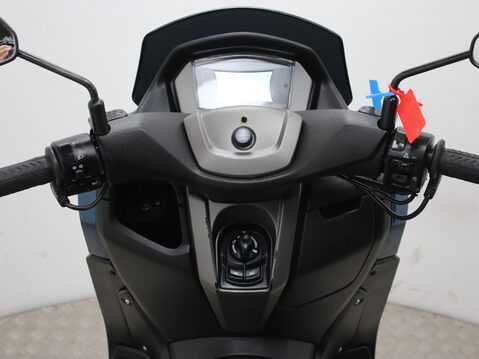 Yamaha Nmax 125 GPD125-A ABS 14