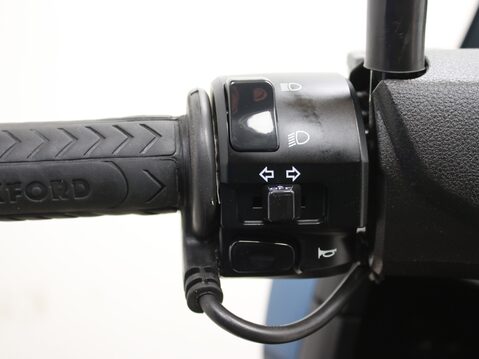 Yamaha Nmax 125 GPD125-A ABS 17