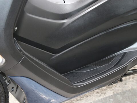 Yamaha Nmax 125 GPD125-A ABS 32