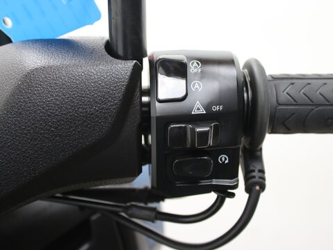 Yamaha Nmax 125 GPD125-A ABS 18