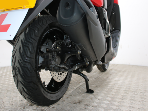 Yamaha Nmax 125 GPD125-A ABS 27