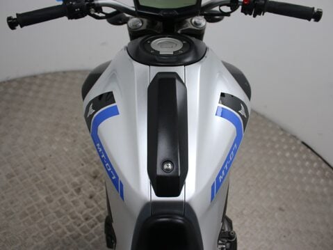 Yamaha MT-07 32