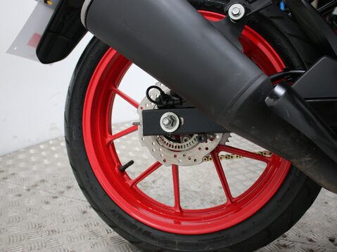 Suzuki GSX GSXR 125 RLX M3 24