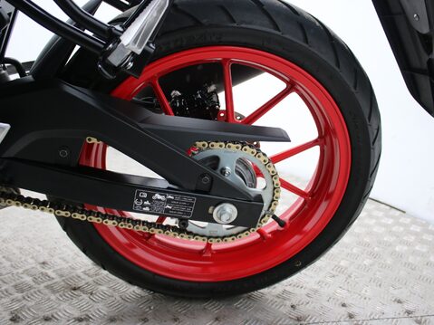 Suzuki GSX GSXR 125 RLX M3 23