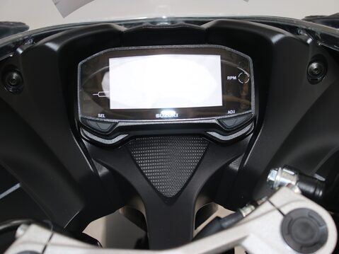 Suzuki GSX GSXR 125 RLX M3 15