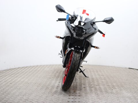 Suzuki GSX GSXR 125 RLX M3 5
