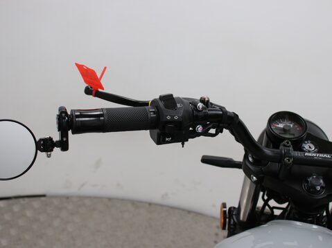 Mutt FSR 125 FSR 125 17