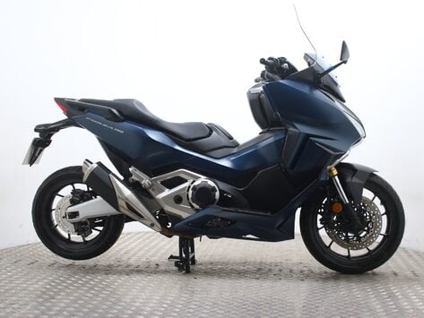 Honda Forza 750 NSS 750 P