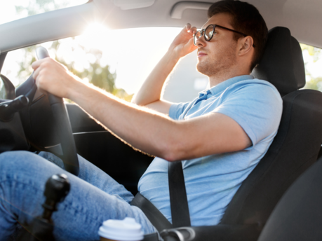 Driving a car with poor eyesight: what you need to know