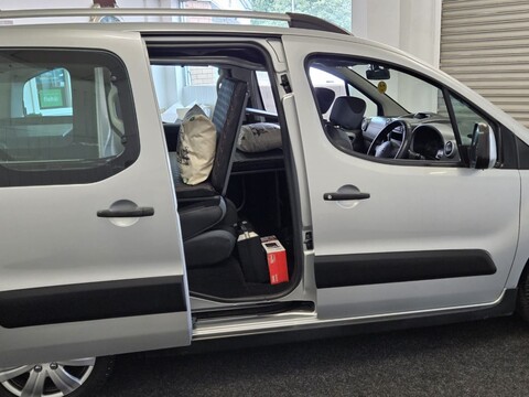 Citroen Berlingo MULTISPACE XTR HDI 5