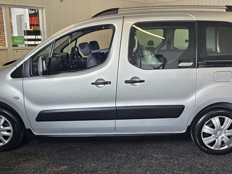 Citroen Berlingo MULTISPACE XTR HDI 6