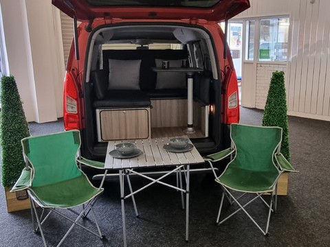 Peugeot Partner TEPEE OUTDOOR HDI 1