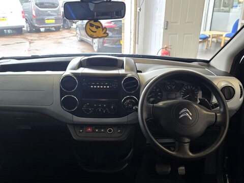 Citroen Berlingo MULTISPACE AIRDREAM XTR EGS E-HDI 36