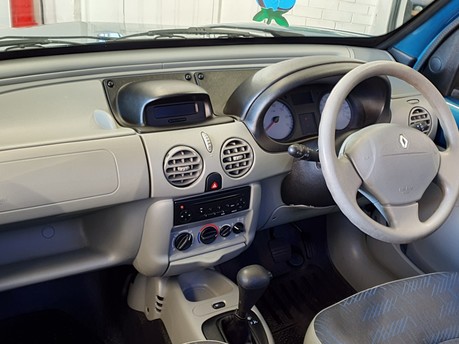 Renault Kangoo EXPRESSION 16V 13