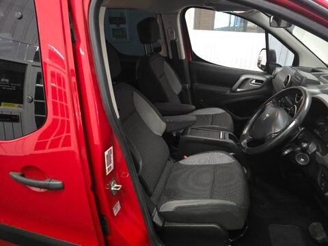 Peugeot Partner BLUE HDI S/S TEPEE OUTDOOR 31