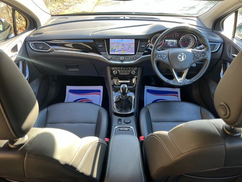 Vauxhall Astra ELITE NAV 10